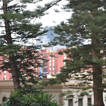 Hotel Miramar La Línea de la Concepción