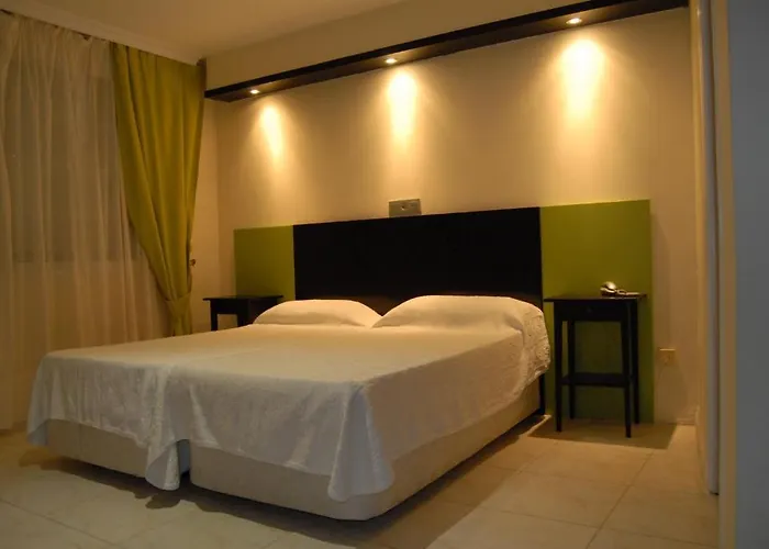 Miramar Hotel